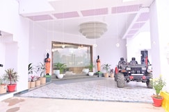 GRAND MANDOLA RESORTS, Kanpur