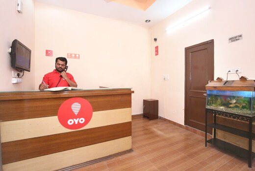 Hotel O Rajesh Palace