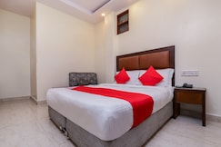 OYO Flagship Delhi Empire, Delhi