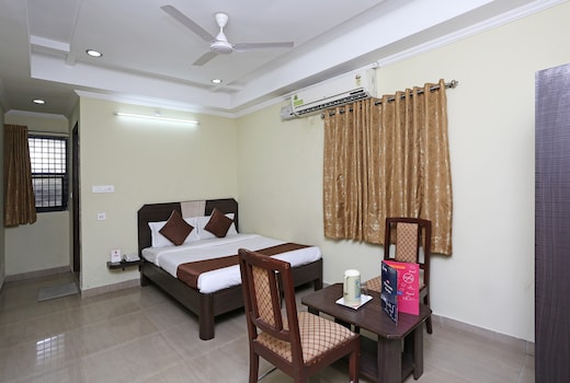 Hotel O Saraswathi Residency Near SR Nagar Metro Station