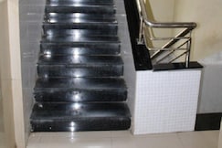 Krushna Lodging, Nevasa