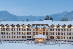 Hotel The Dewan by Royal NaQash