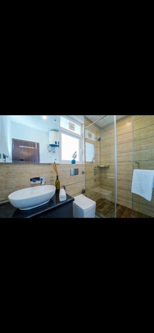 Hoffys Nest 1BHK - Tap to explore photos