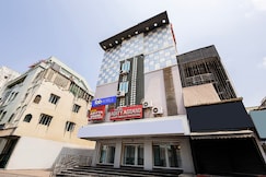 FabHotel Aditya Grand, Guntur