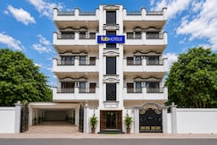 FabHotel RB Palace - Nr. Varanasi Junction (Cantt) Railway Station, Varanasi