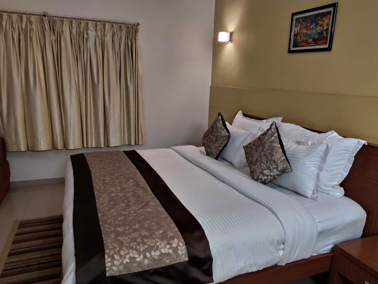 The Grand Atithi Hotel - Tap to explore photos
