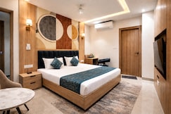 HOTEL VELVET THE ULTIMATE, Prayagraj