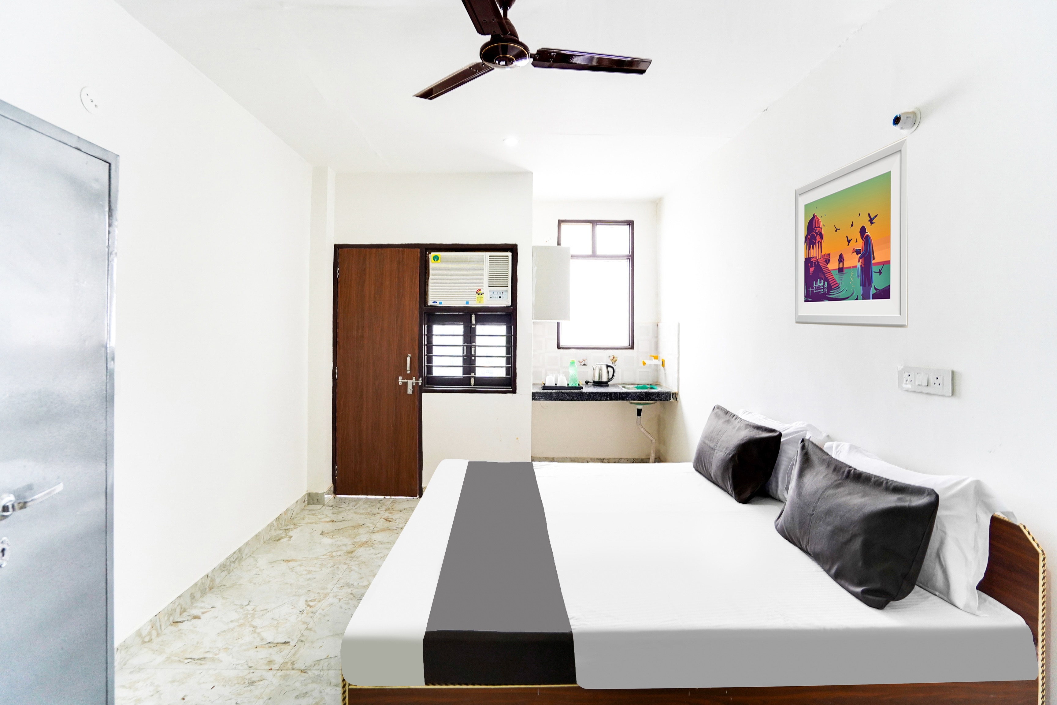 Hotel O STAY 97 RESIDENCY - Tap to explore photos