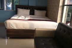 HOTEL B SQUARE INN, Visakhapatnam