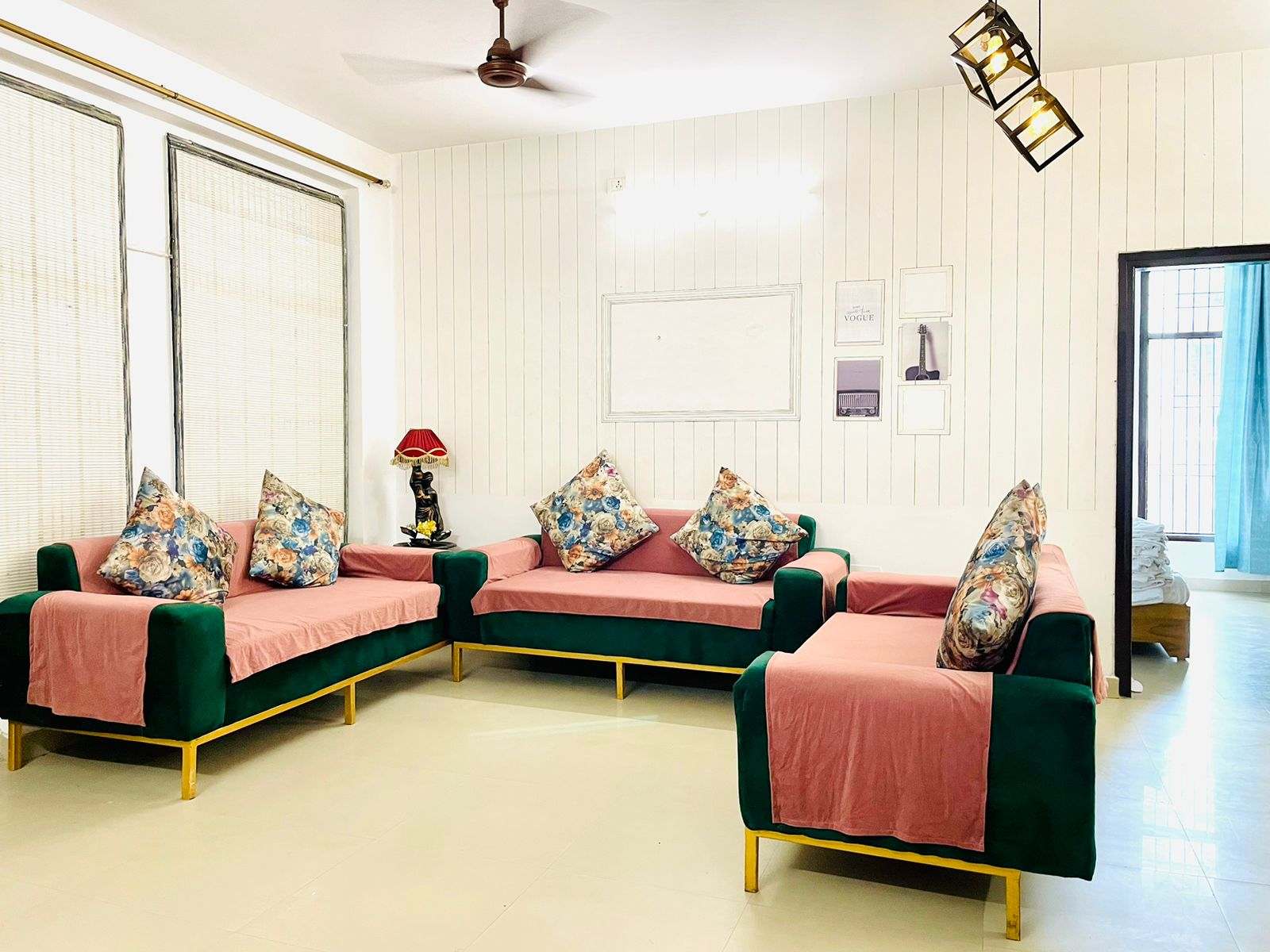 Instay 528 l 3BHK l 2BHK with Pvt. theatre screen - Tap to explore photos