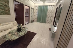 Serenity Stays, Varanasi