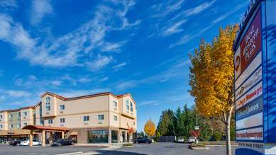 Best Western Plus Battle Ground Inn & Suites - Tap to explore photos