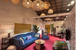 Mosiac House Bandra Cozy 2BHK, Mumbai