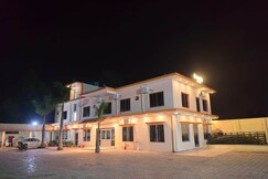 KANAK HOTEL AND RESORT, Ayodhya