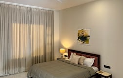 The Mystic, Room1