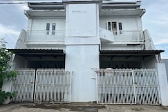 OYO 93953 Kost Tamara Near Kantor Desa Sengka, Gowa