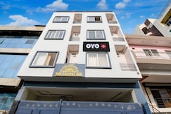 Hotel O by OYO GREENWOOD INN, Lucknow