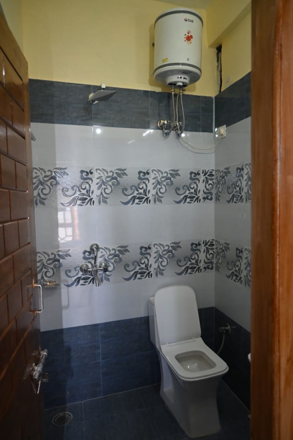 Eva Homestay - Tap to explore photos