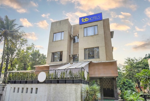 FabHotel Gargi Residency