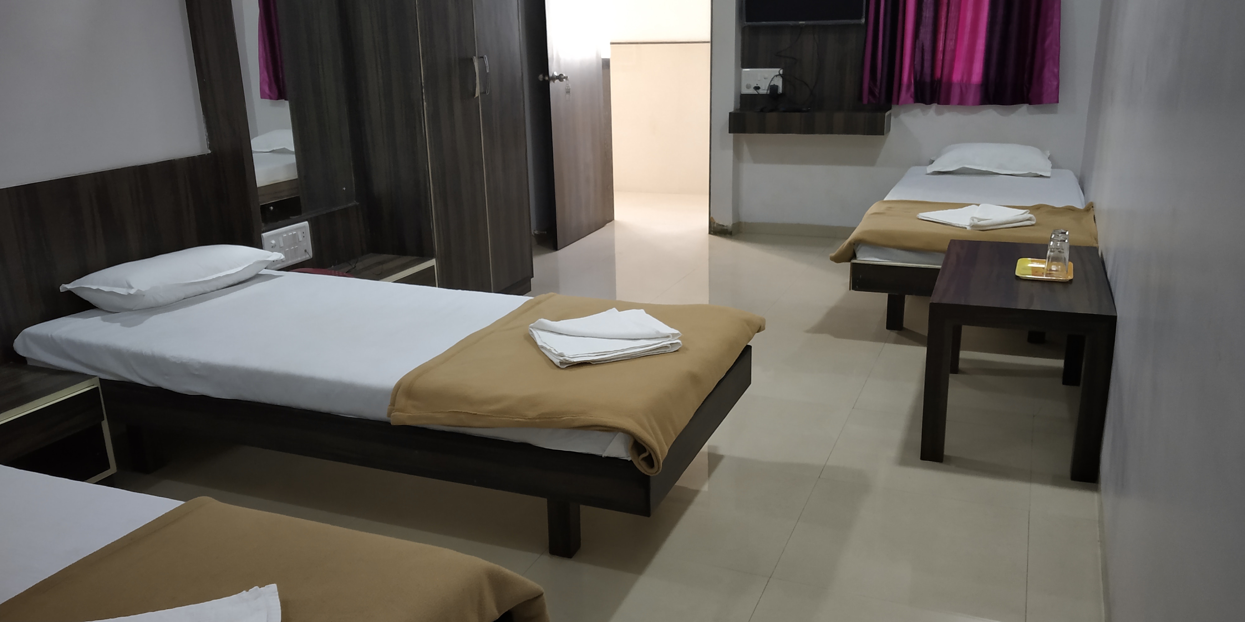 Santosh Lodge 3