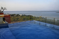 No Fixed Address, Goa