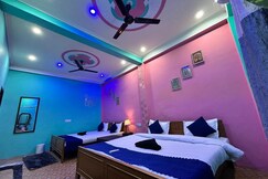TRIDEV PAYINGGUEST HOUSE, Varanasi