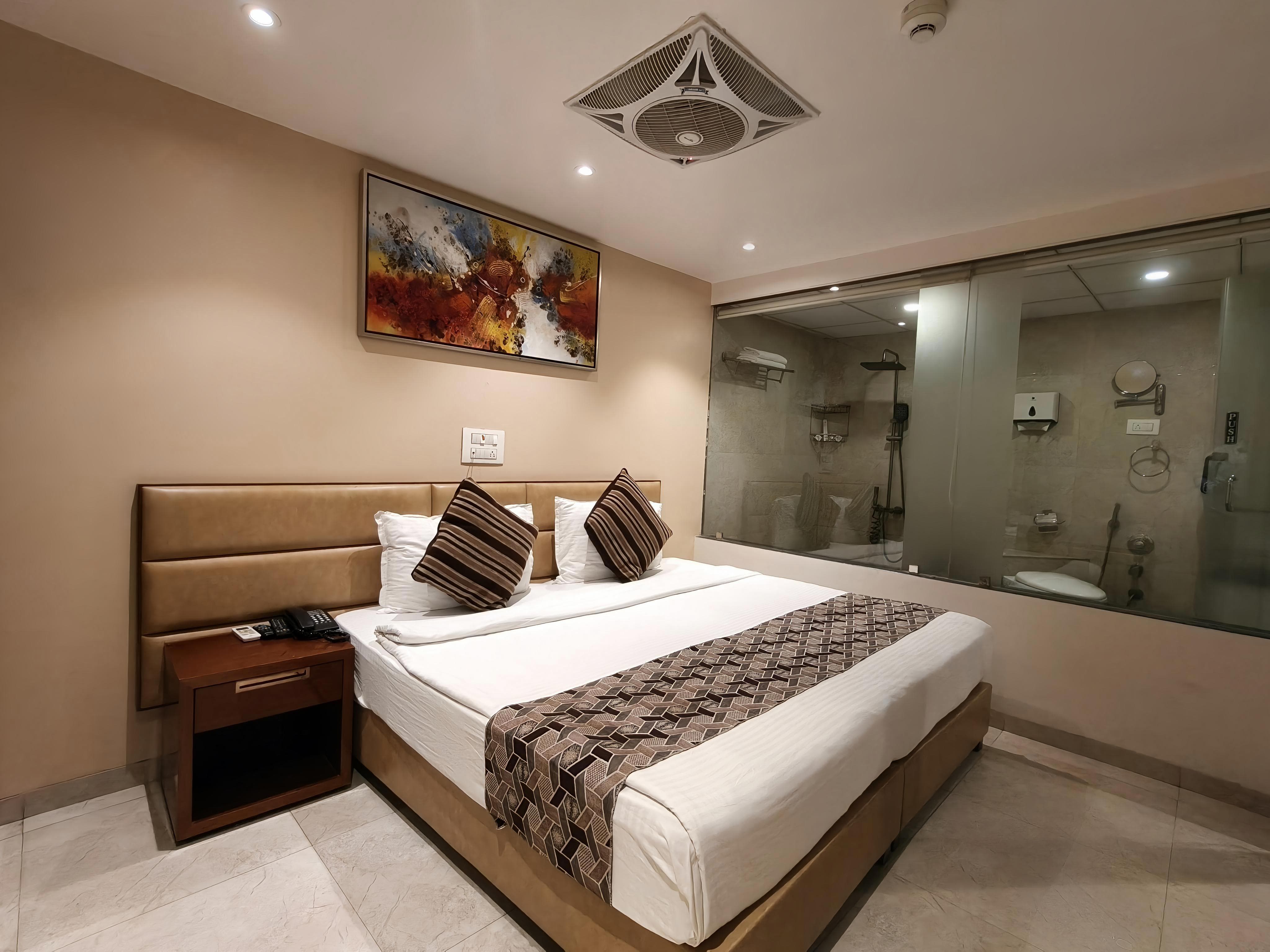 Hotel King's Heritage - Tap to explore photos