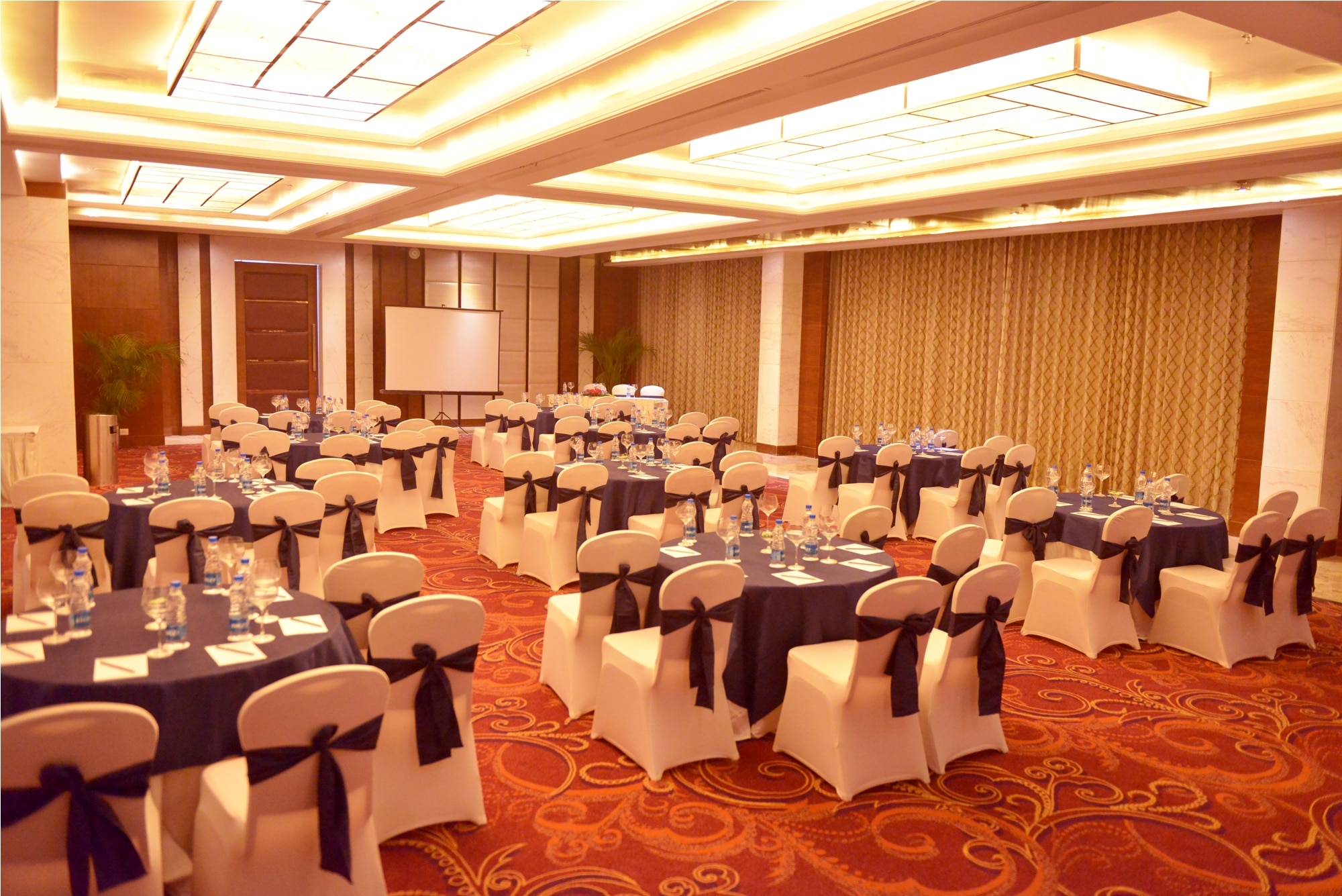 Golden Tulip Hotel Lucknow Lucknow Inr 1001 Off 4 2 9 9