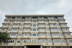 Sarju Palace, Valsad