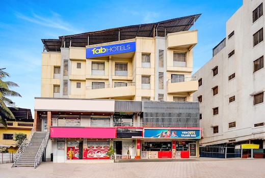 FabHotel Chetan Executive