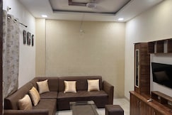 Comfortable 2BHK Flat in Indore, Indore