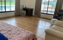 Deluxe Double Bedroom