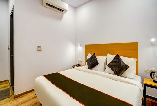 Townhouse Sector 19 Indiranagar Near Fun Republic Mall