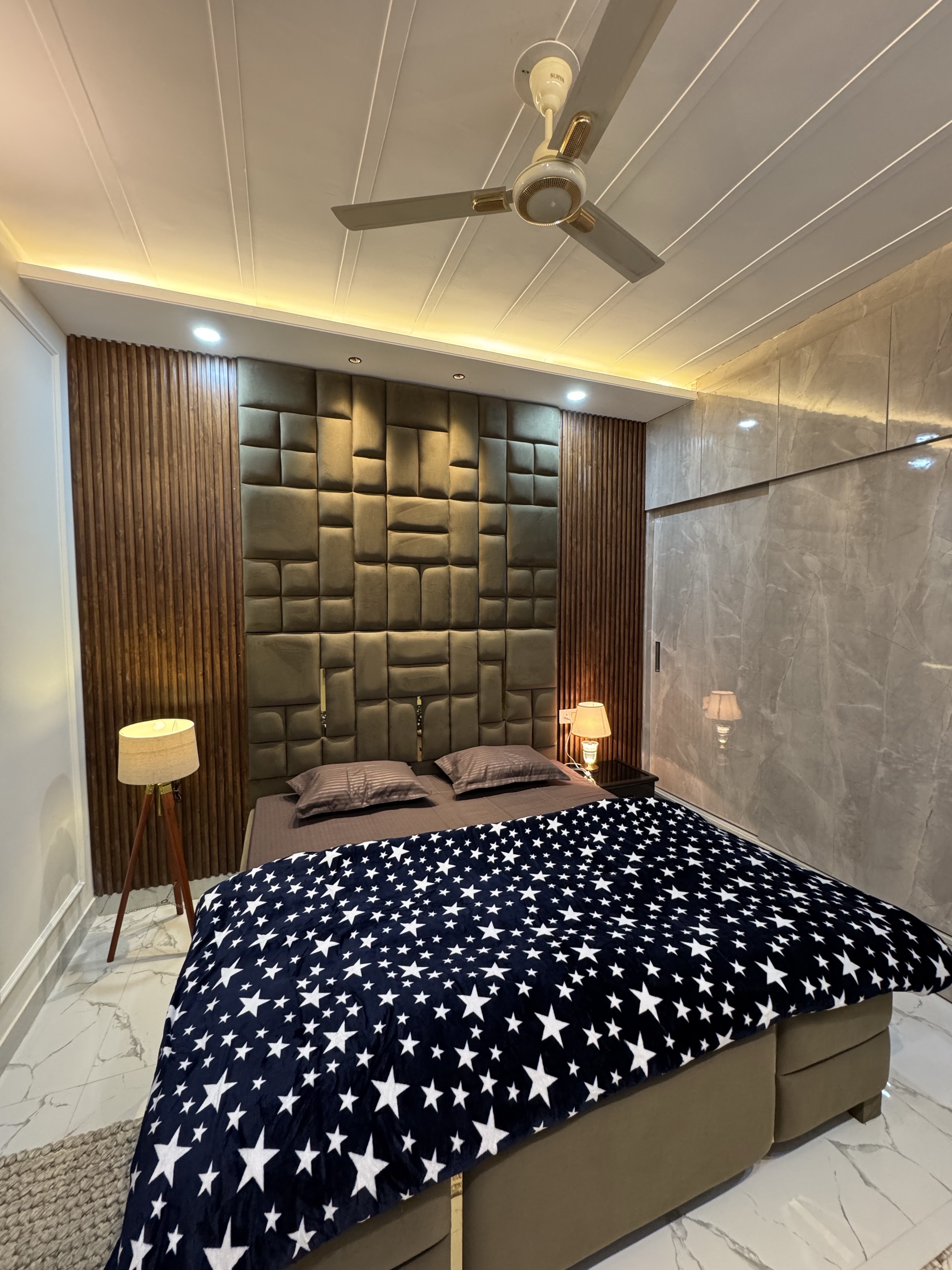 Sapna Bnb - The Cozy Luxury Escape - Tap to explore photos