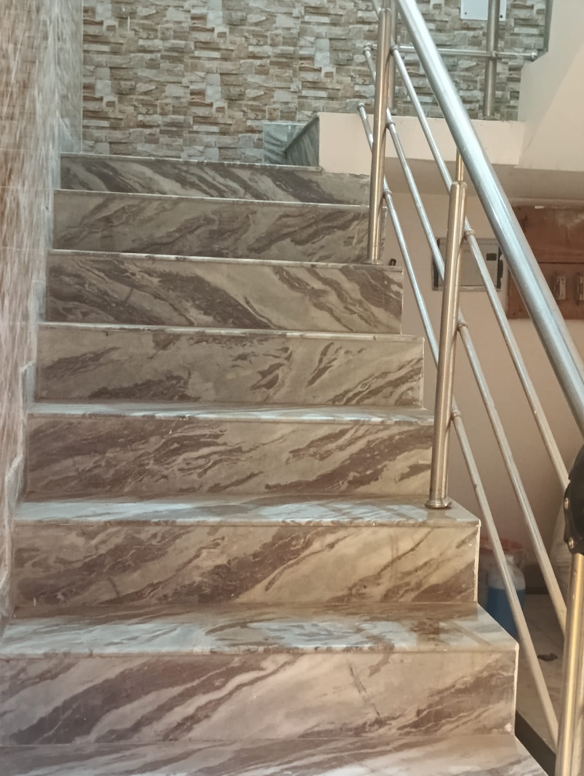 AKSHITA HOTELS , AYODHYA AIRPORT ROAD - Tap to explore photos