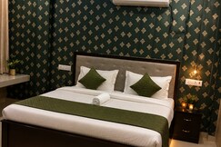 Hotel Yash Dham / Infront Of Entry Gate, Ayodhya