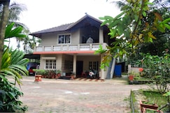 Mourya Homestay - 2BH, Home Food, Coffee Estate, One Group Only, Mudigere