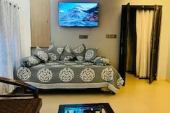 Naini LakeFromt 2bhk Homestay, Pangot