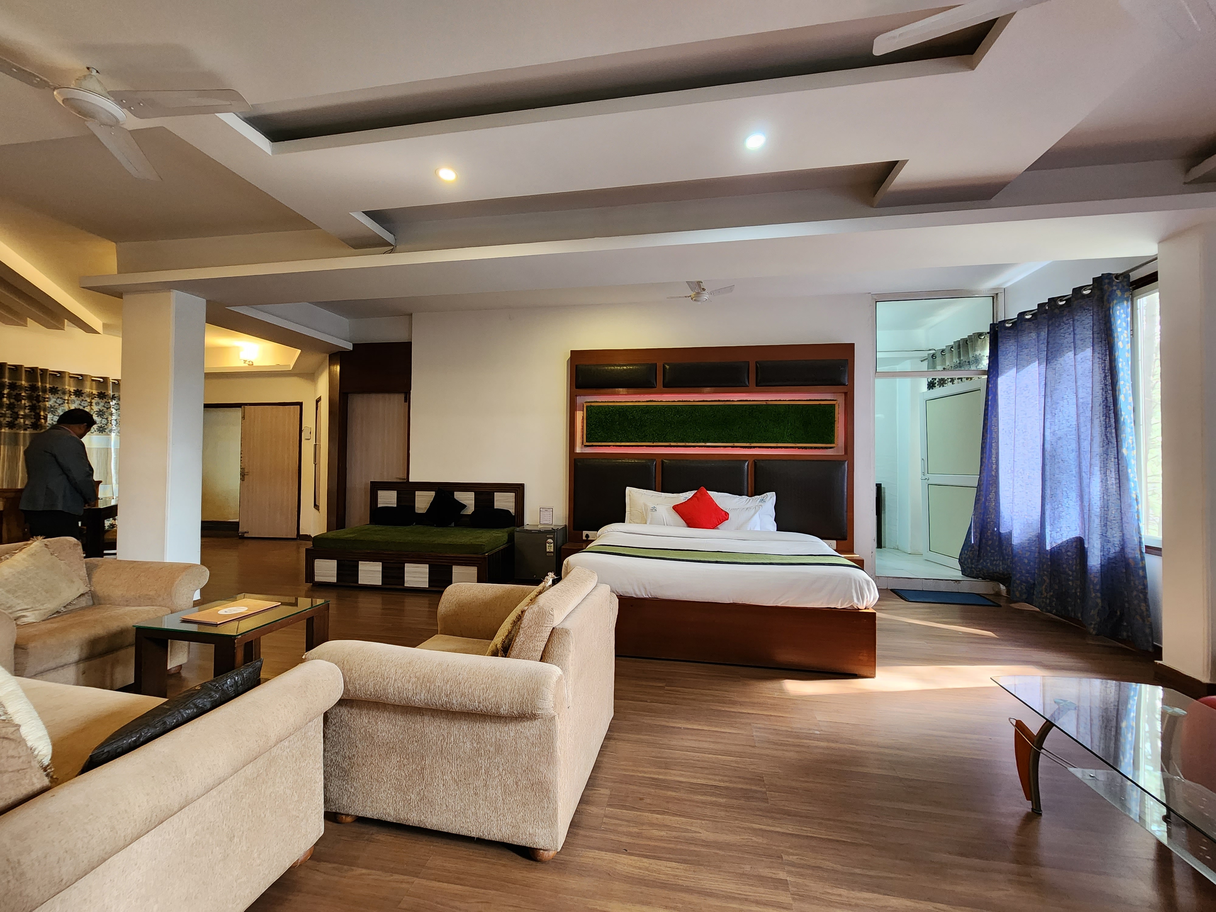 Hotel Bliss Kasauli - Tap to explore photos