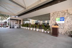 Holiday Inn Express and Suites Jaipur Gopalpura, Jaipur