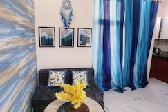 TERRACE VIEW | Private 1BHK | South Delhi, Delhi