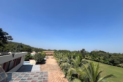 DHANLAKSHMI ORCHARD RESORT, Jetpur Pavi