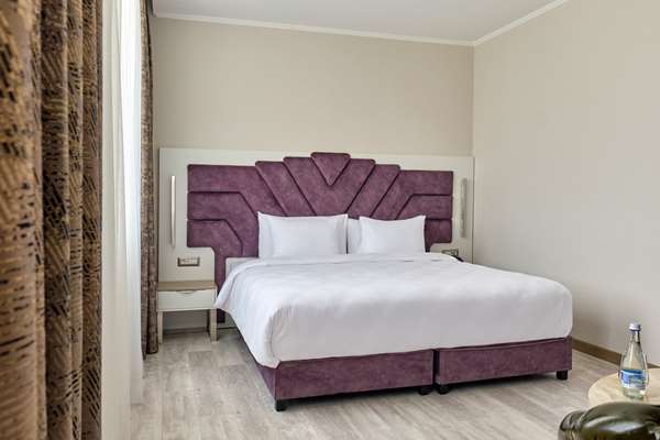 Panarams Tashkent Hotel, a member of Radisson Individuals - Tap to explore photos
