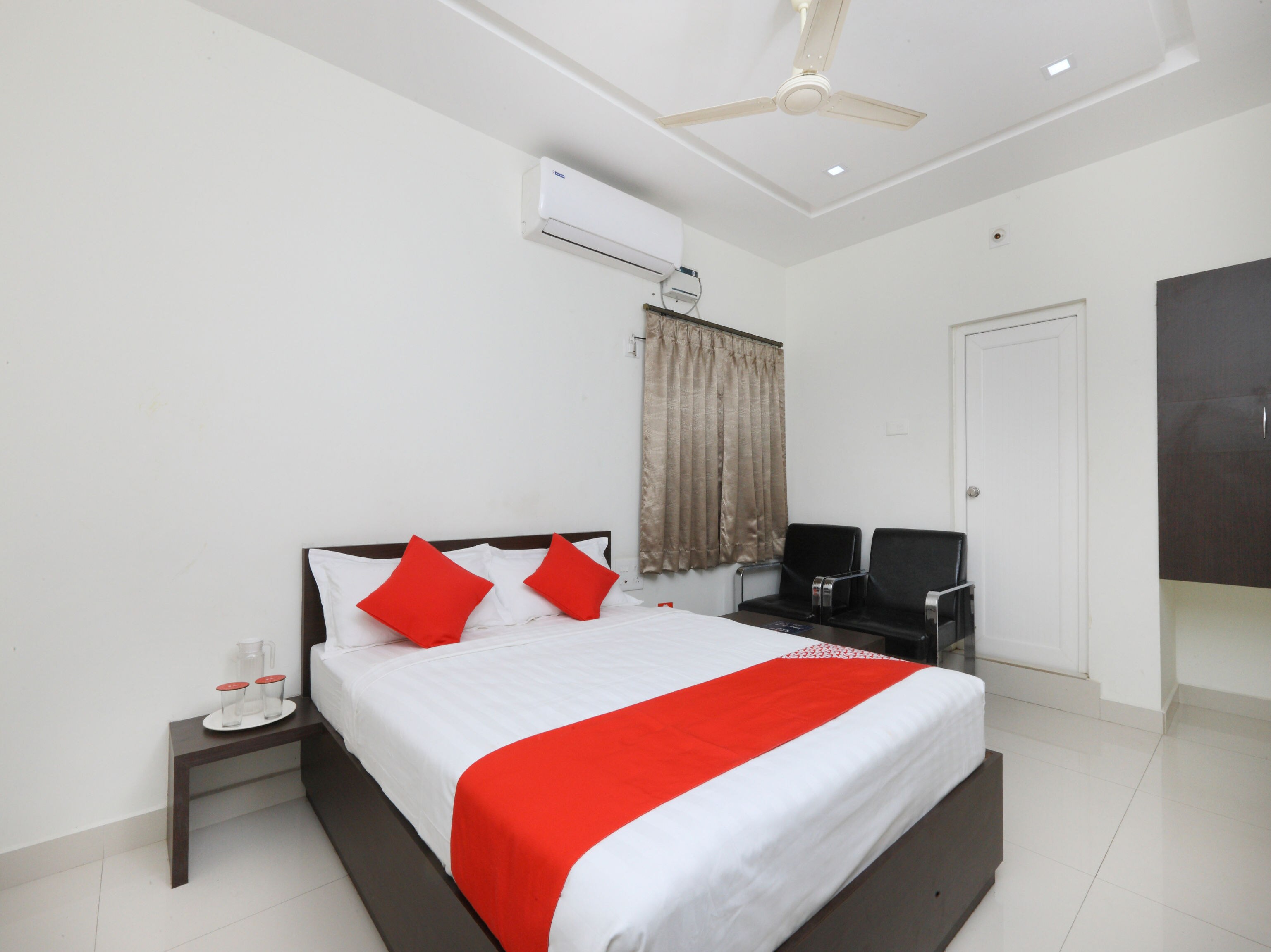 Collection O Bhimas Residency - Tap to explore photos
