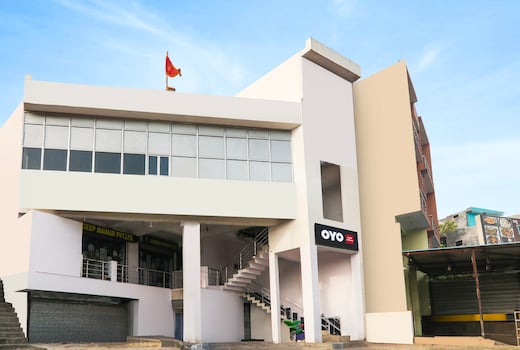 Hotel O Krishna
