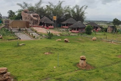 Greenland Resort and Family Restaurant, Koppal