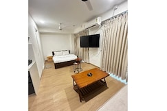 Neon hometels Near Airport Luxe couple friendly, Pune