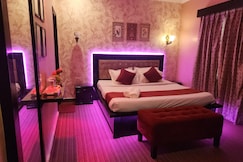 Flora inn Mahogany Manor, Lucknow