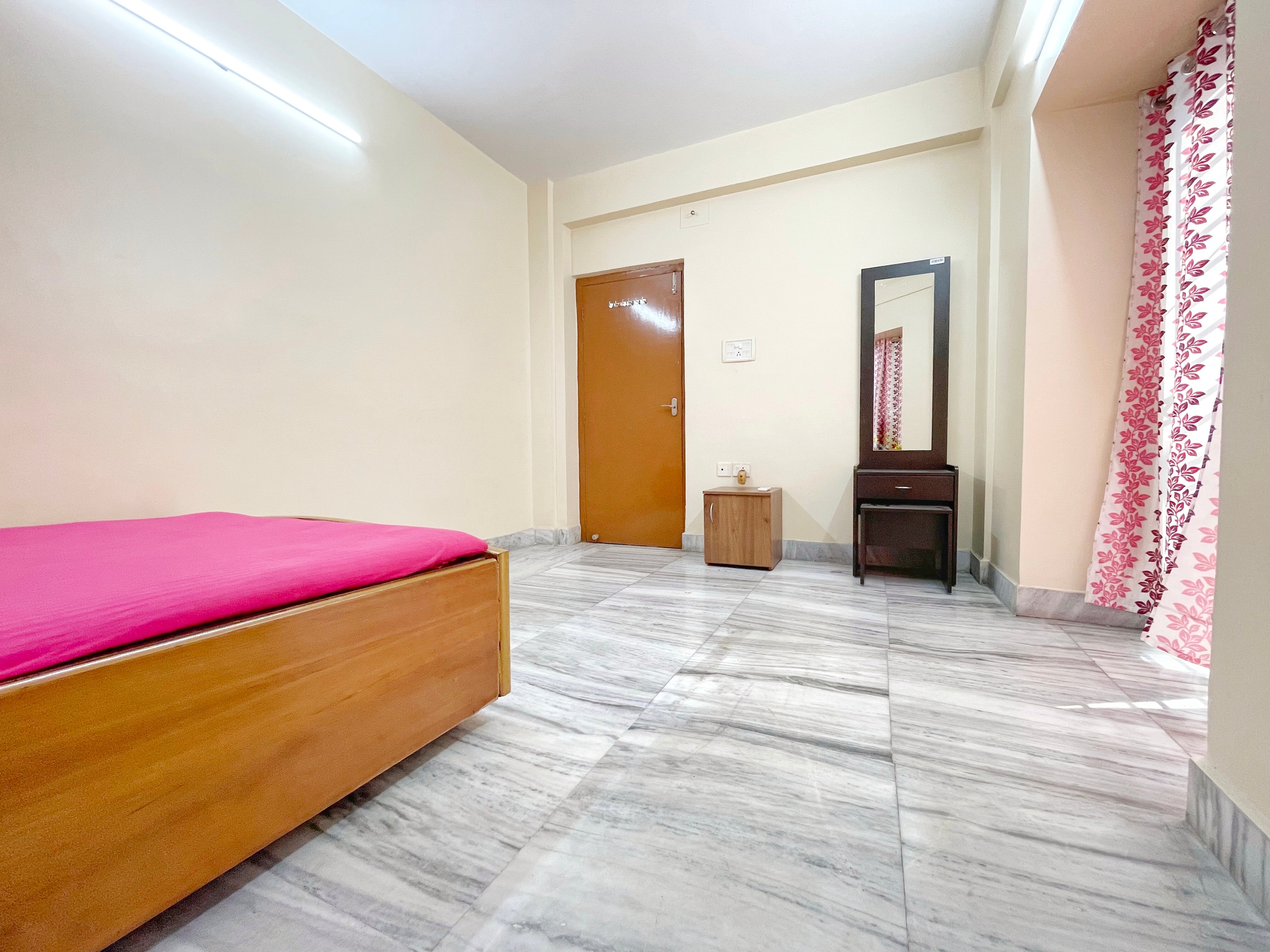 OneAir Serviced Apartment & Homestay - Tap to explore photos