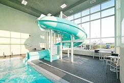 Holiday Inn Hotel & Suites Calgary Airport North, an IHG Hotel, Alberta